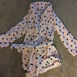 Victoria Secret women's XL robe no stains like new